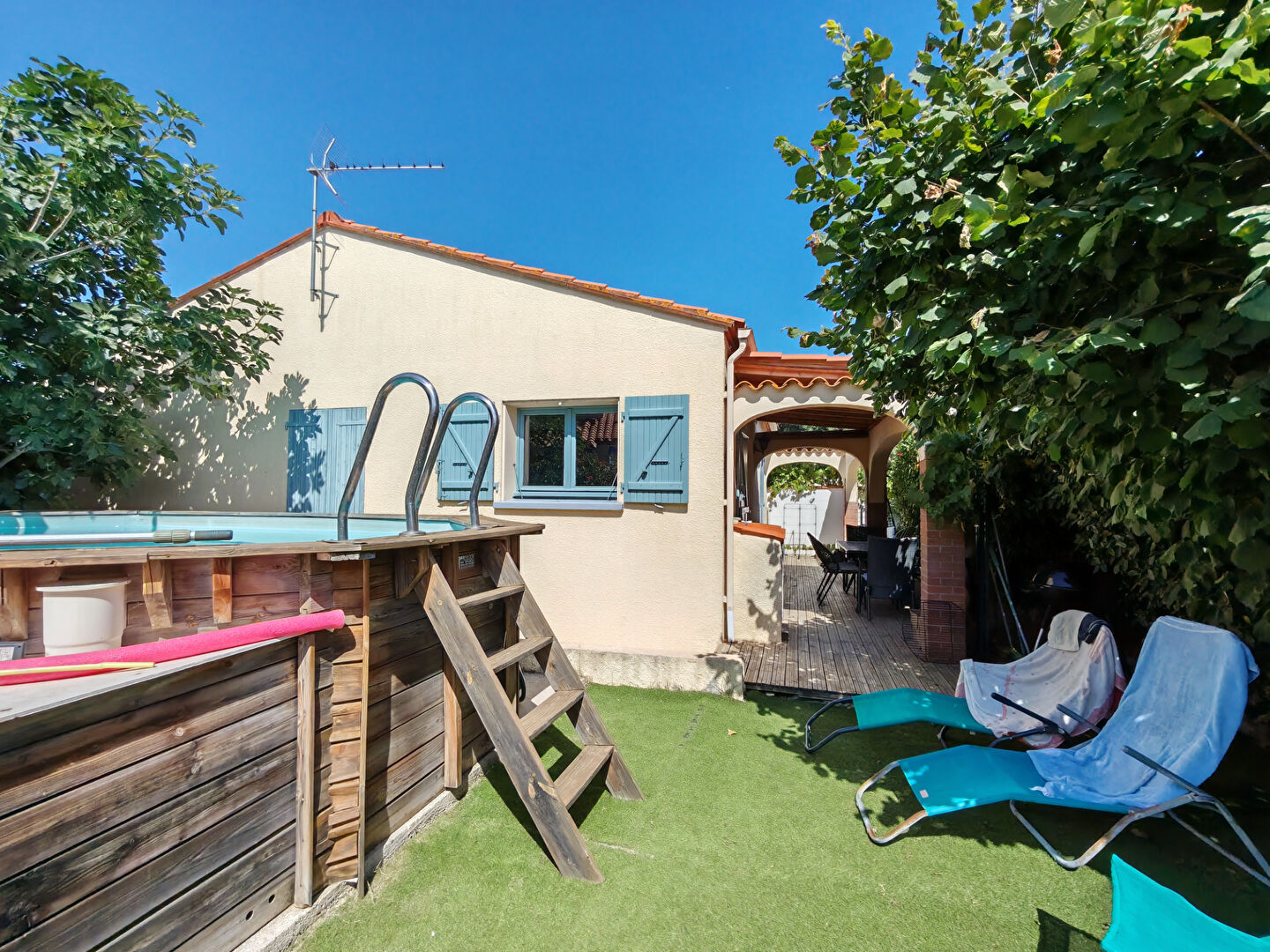 Photo Maison à Vendre à Saint Genis des Fontaines, plain pied, trois faces, trois pièces, 65 m², image 2/6