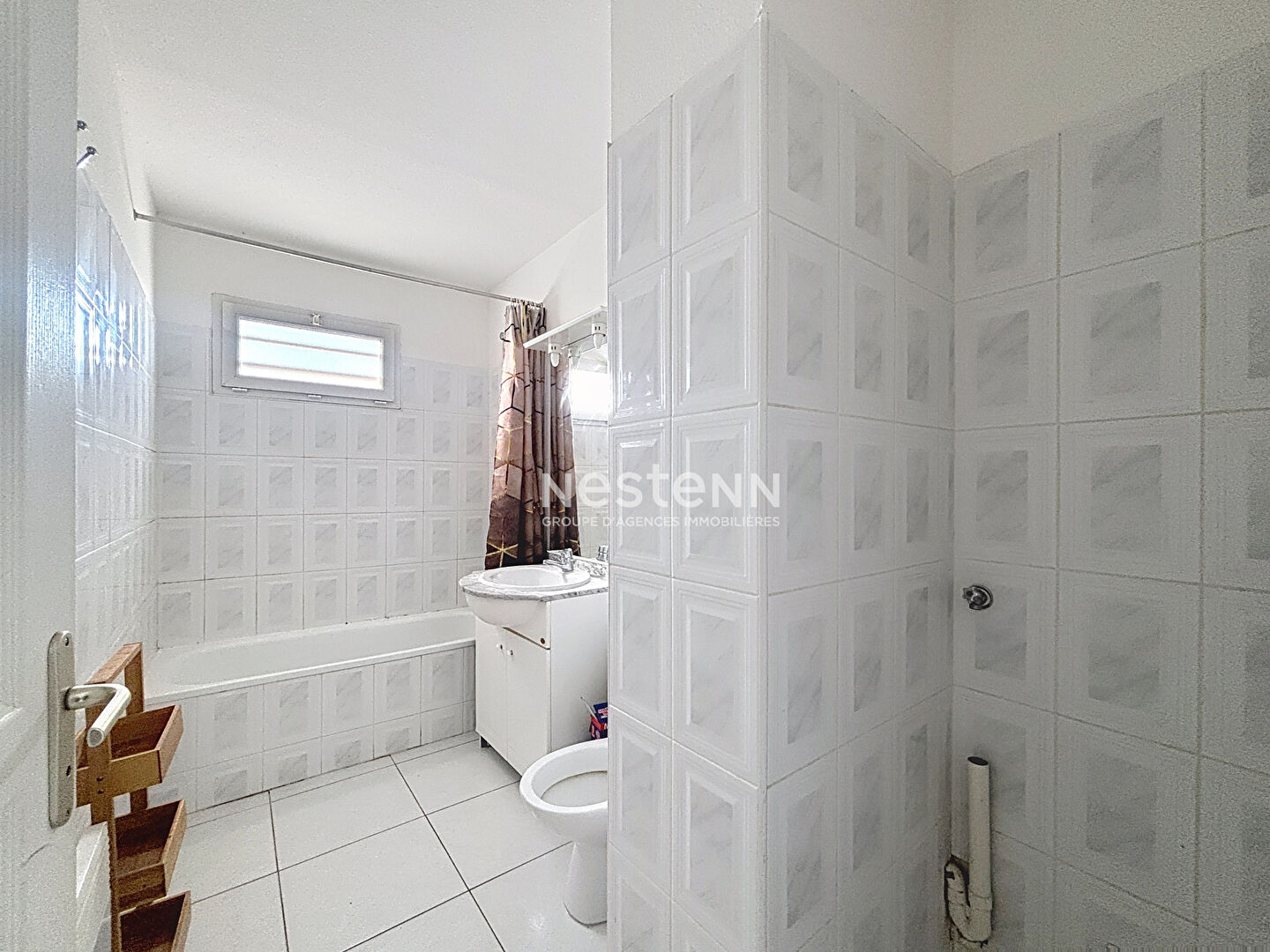 Photo LE BARCARES loue à l'année petite Maison 4 pièces 65.46m2 avec parking et piscine image 5/6