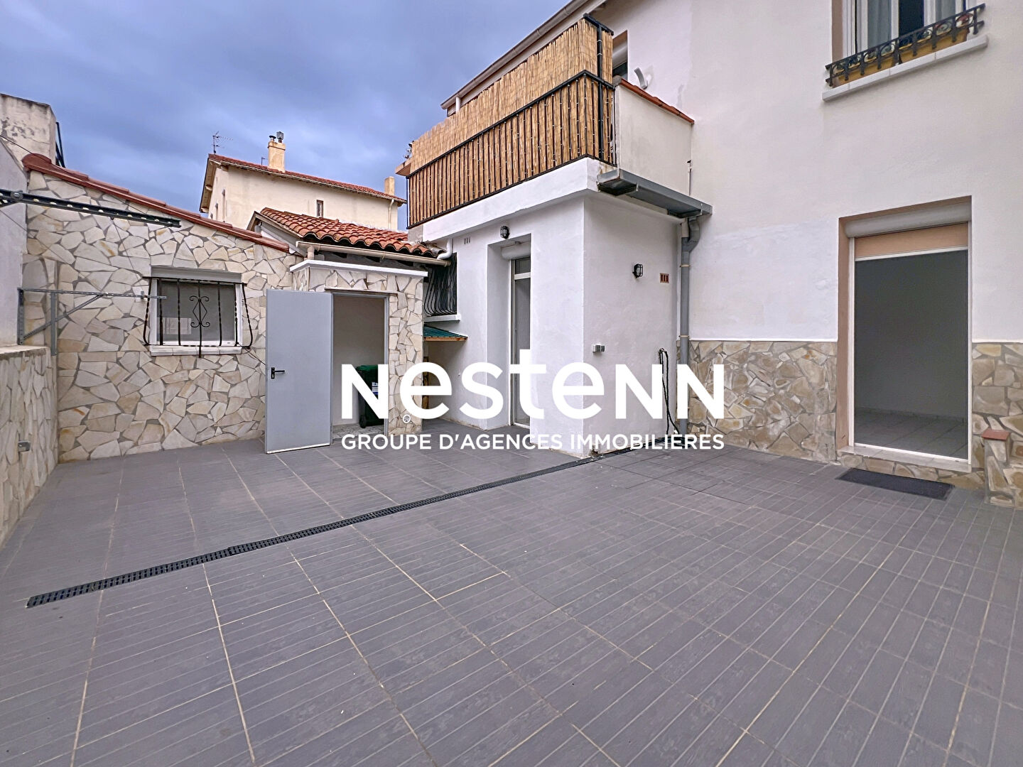 Photo Immeuble Perpignan 10 pièces, terrasses, balcon et garage. image 3/6
