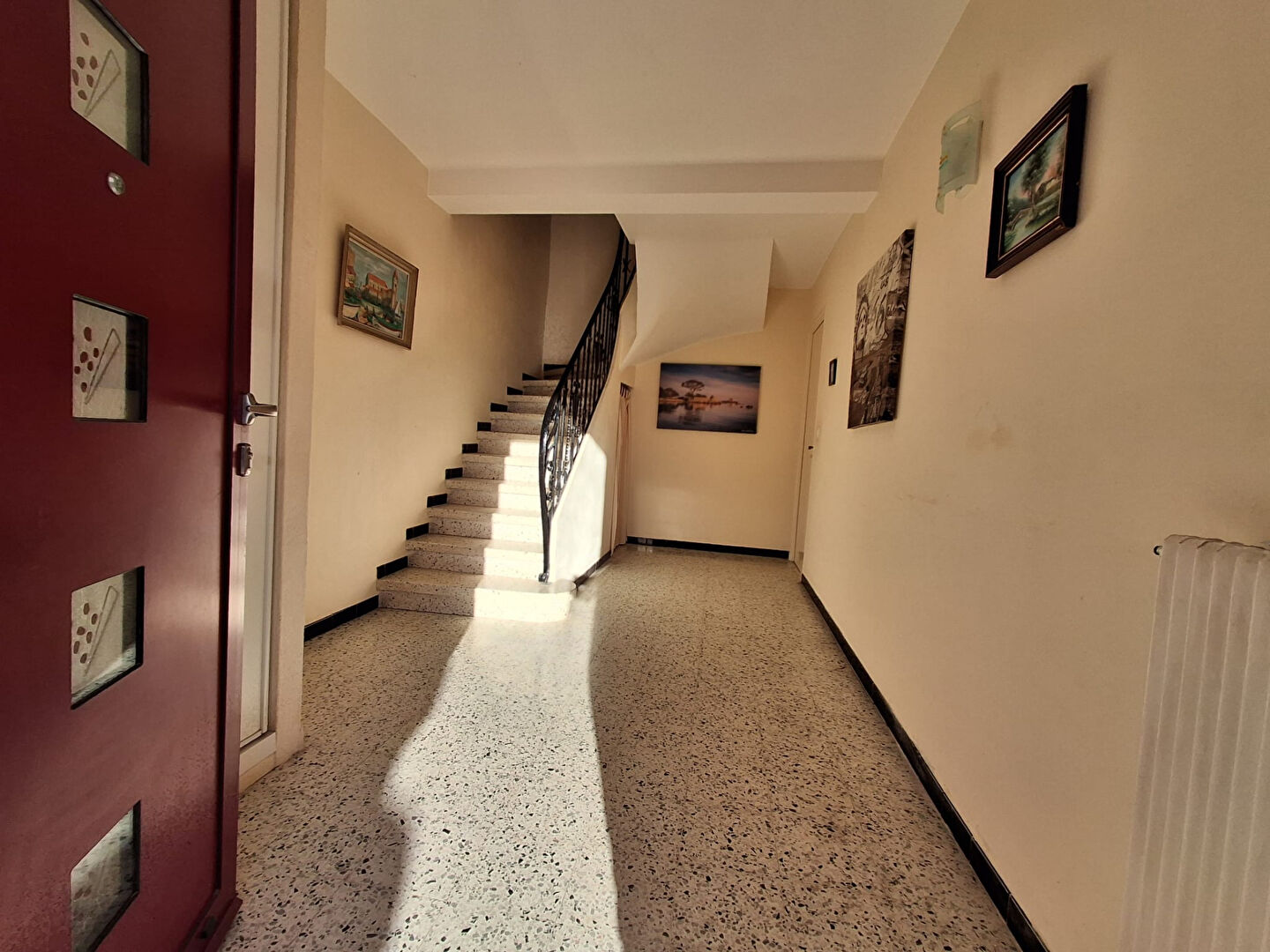 Photo Maison à vendre à Saint André, 155 m², 3 faces, 6 pièces, 4 chambres, piscine image 6/6