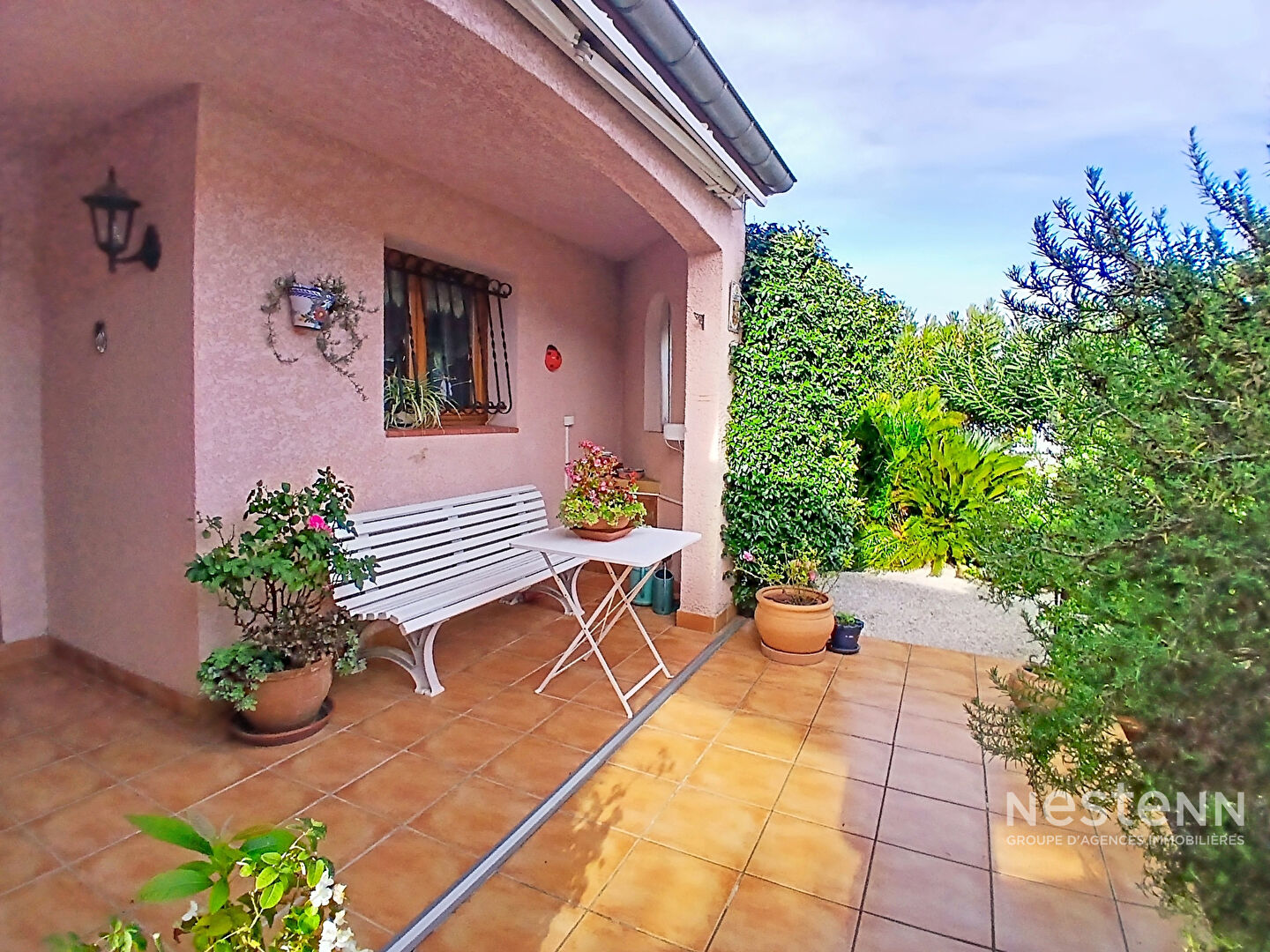 Maison à vendre à Saint Genis des Fontaines - 3 pièces, 2 chambres, avec jardin