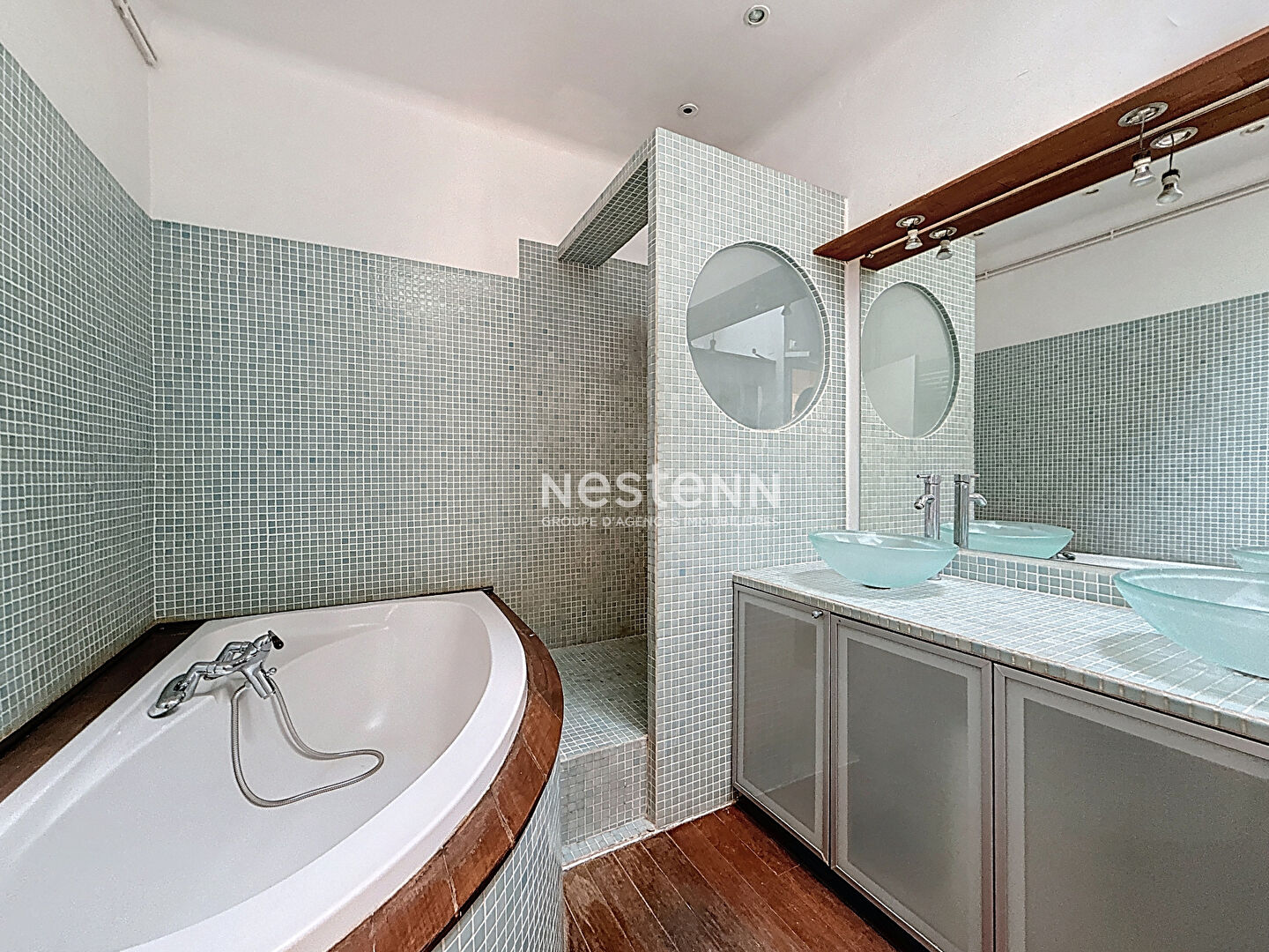 Photo À vendre : Appartement spacieux de 5 pièces à Perpignan avec terrasse et garage image 5/6