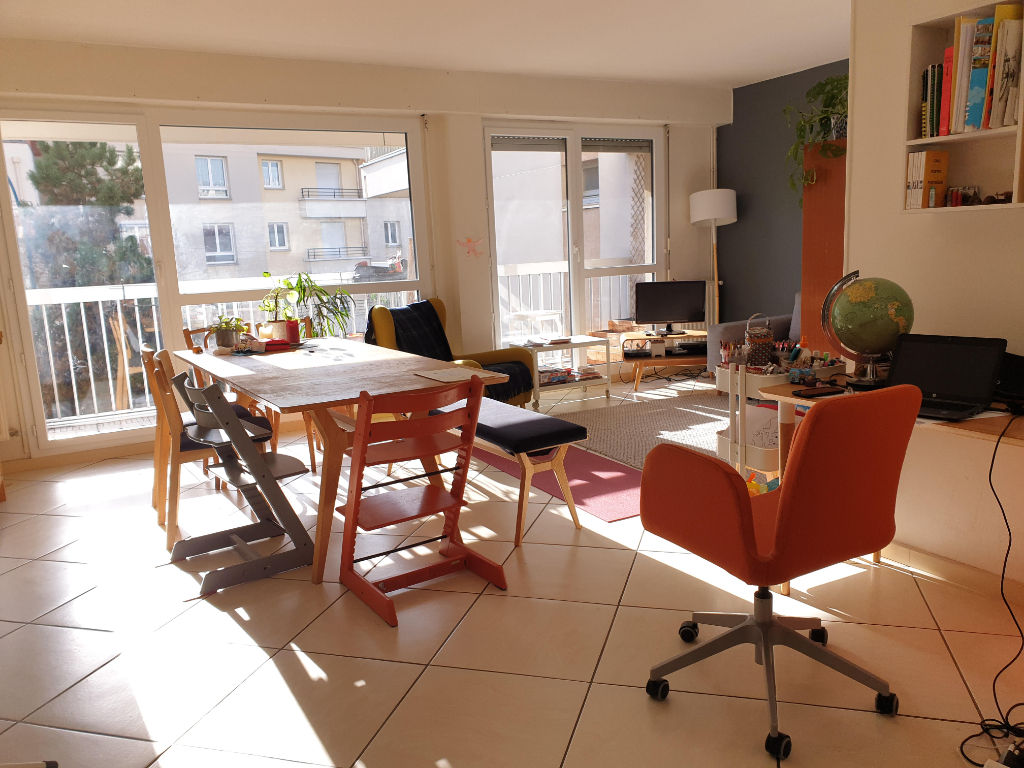 Photo Appartement Pantin 3 pièce(s) 83 m2 avec balcon et  terrasse image 2/6