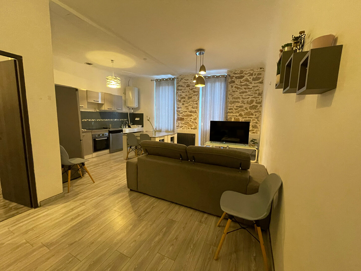 À louer : Charmant appartement meublé de 3 pièces à La Ciotat !