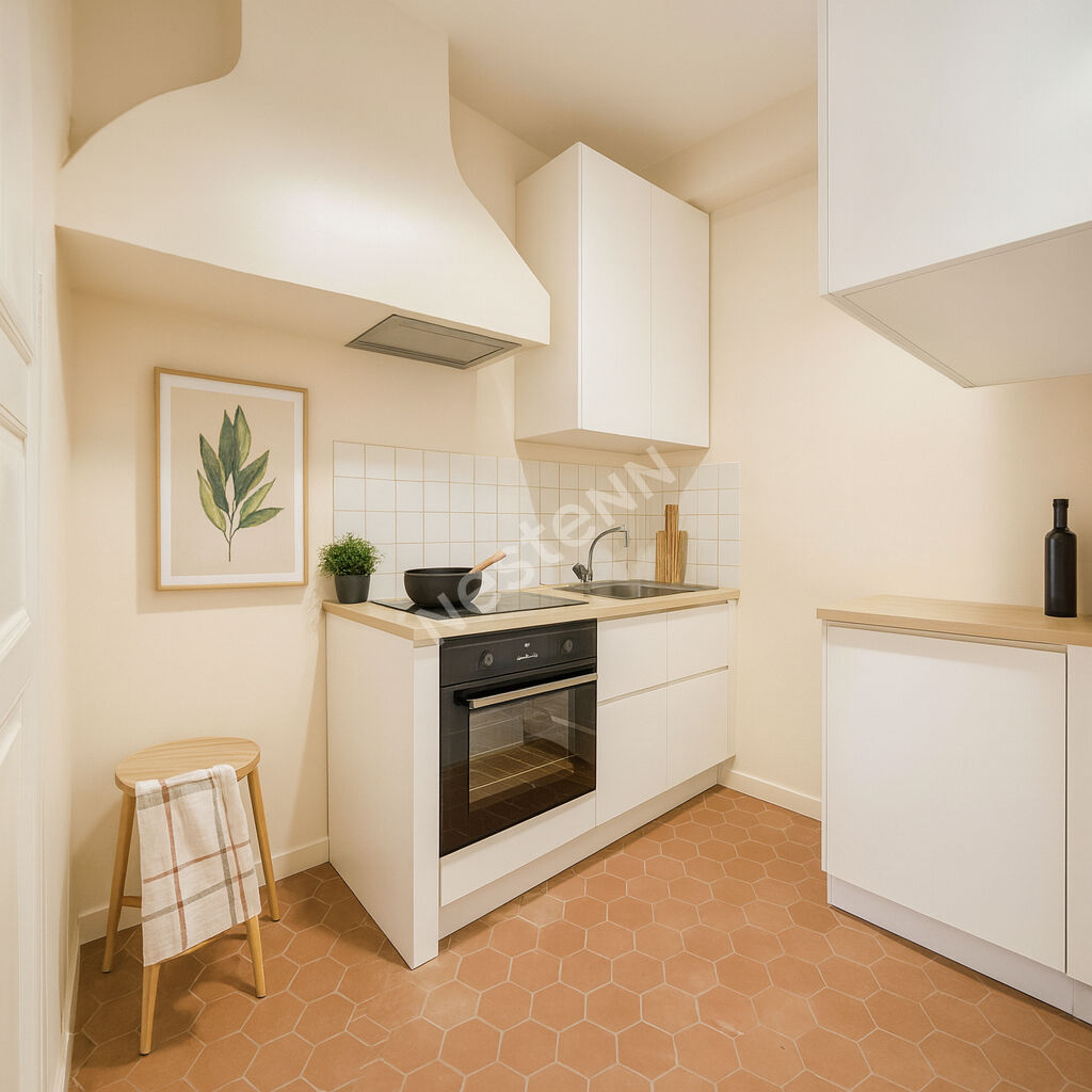 Photo La ciotat grand studio dernier étage image 3/6