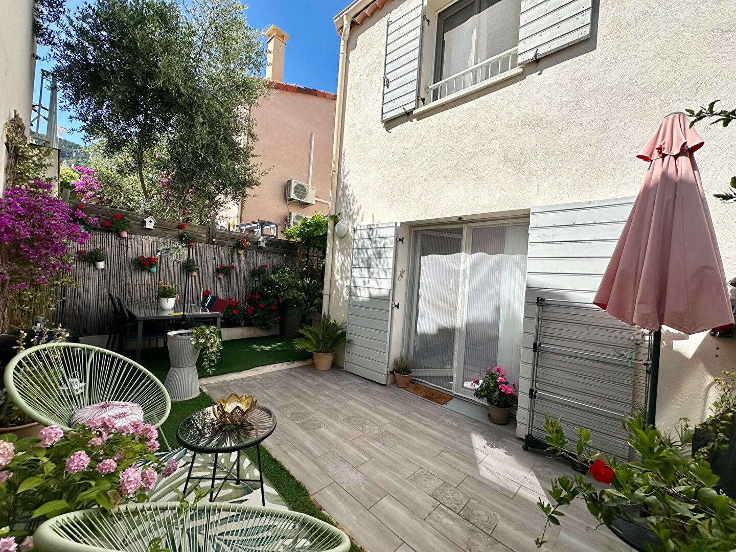 Maison Le Revest Les Eaux 4 pièce(s) 65 m² - Sans travaux, jardin et parking