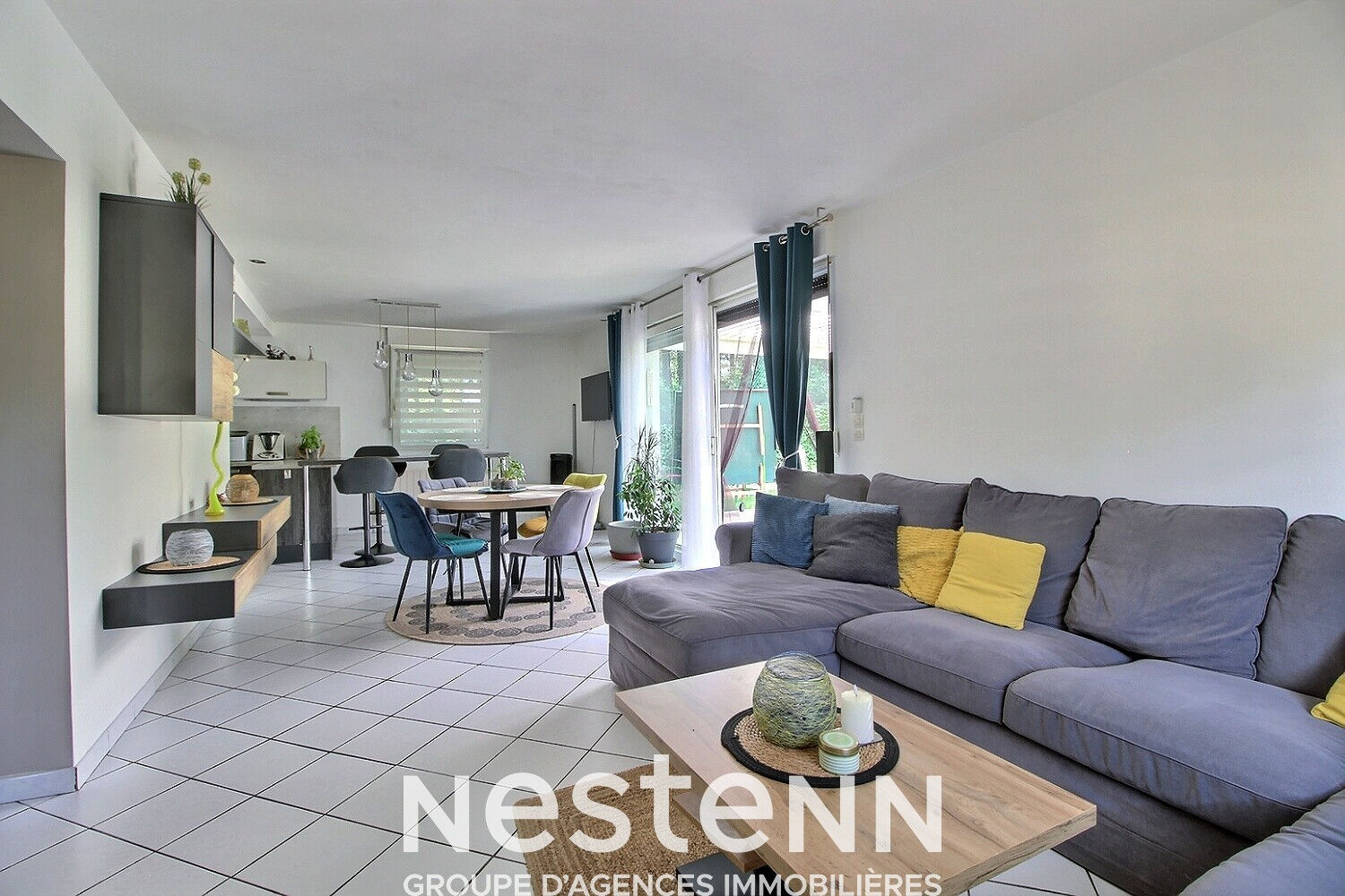 Photo Maison individuelle - Porcelette - rue calme - piscine chauffée - terrasse - garage 2 voitures image 1/6