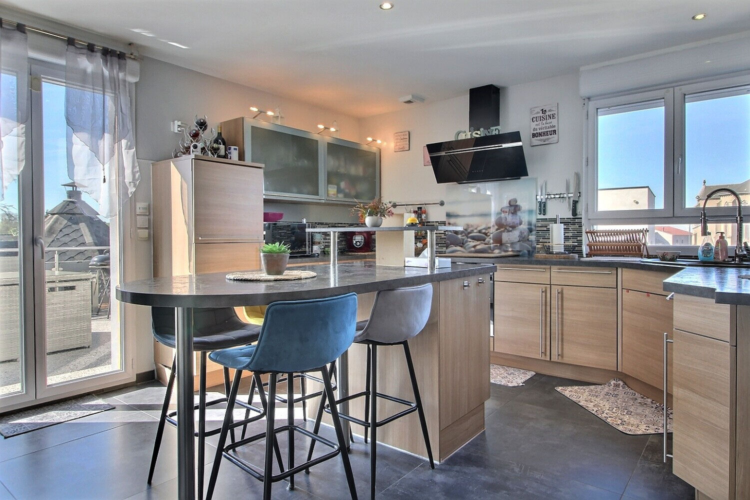 Photo Maison Coume 7 pièce(s) 155 m2 4 chambres 10 ares image 2/6