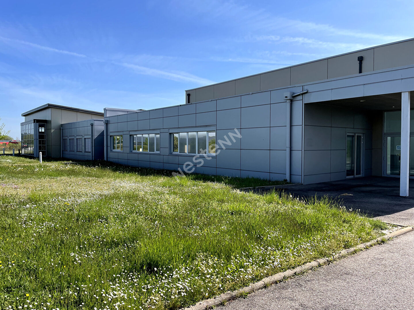 Photo Morhange :Local toutes activités 476m² image 2/6