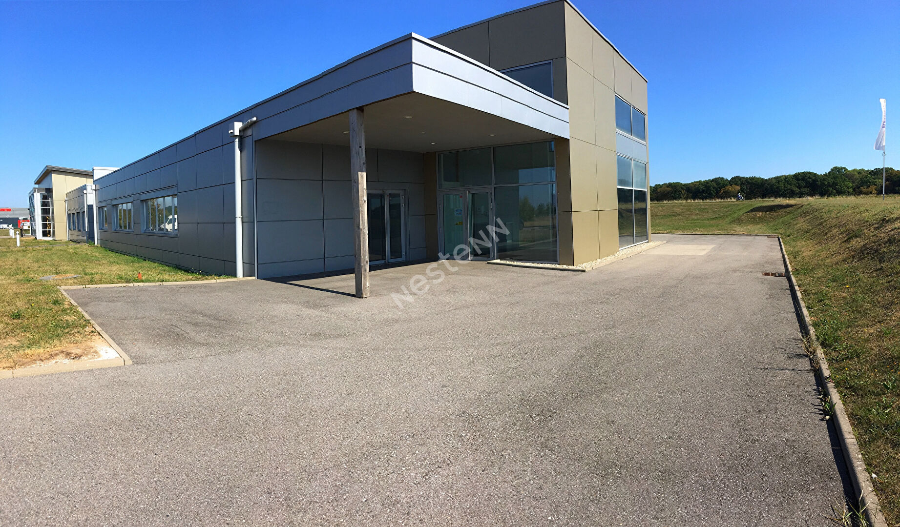 Photo Morhange :Local toutes activités 476m² image 3/6