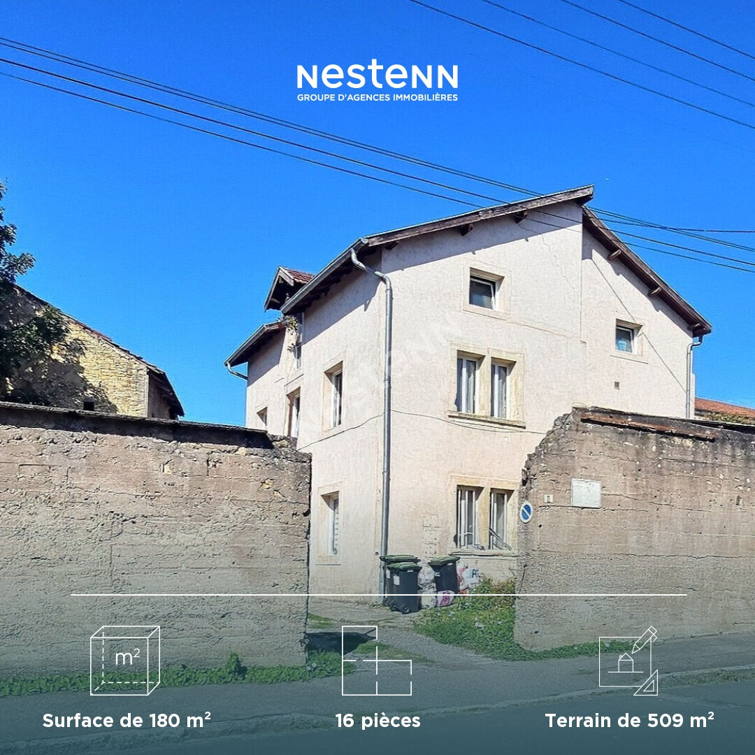 Immeuble Vic Sur Seille 16 pièce(s) 180 m2