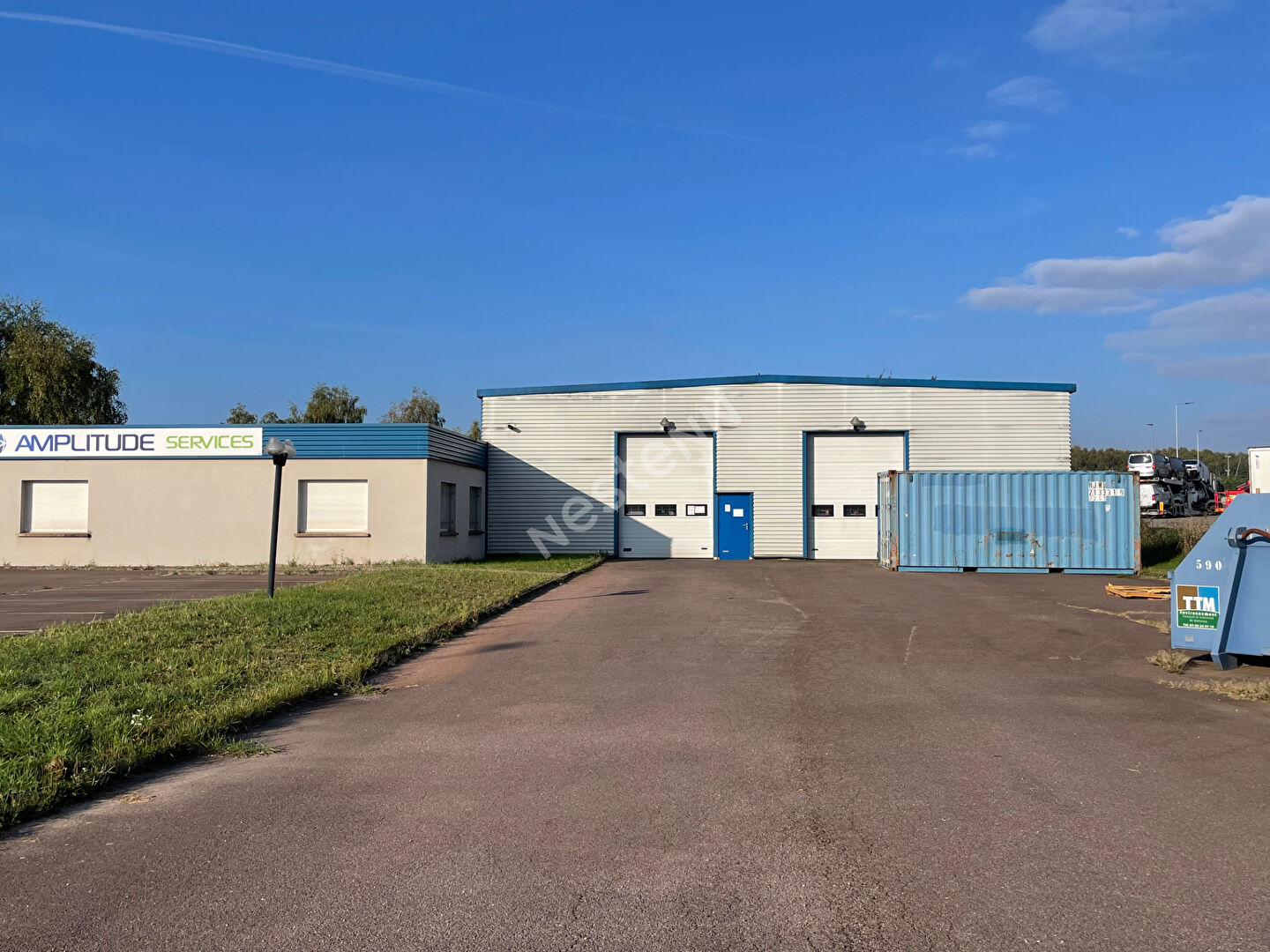 Photo Entrepôt + bureaux  800m² Zone Europort image 3/6