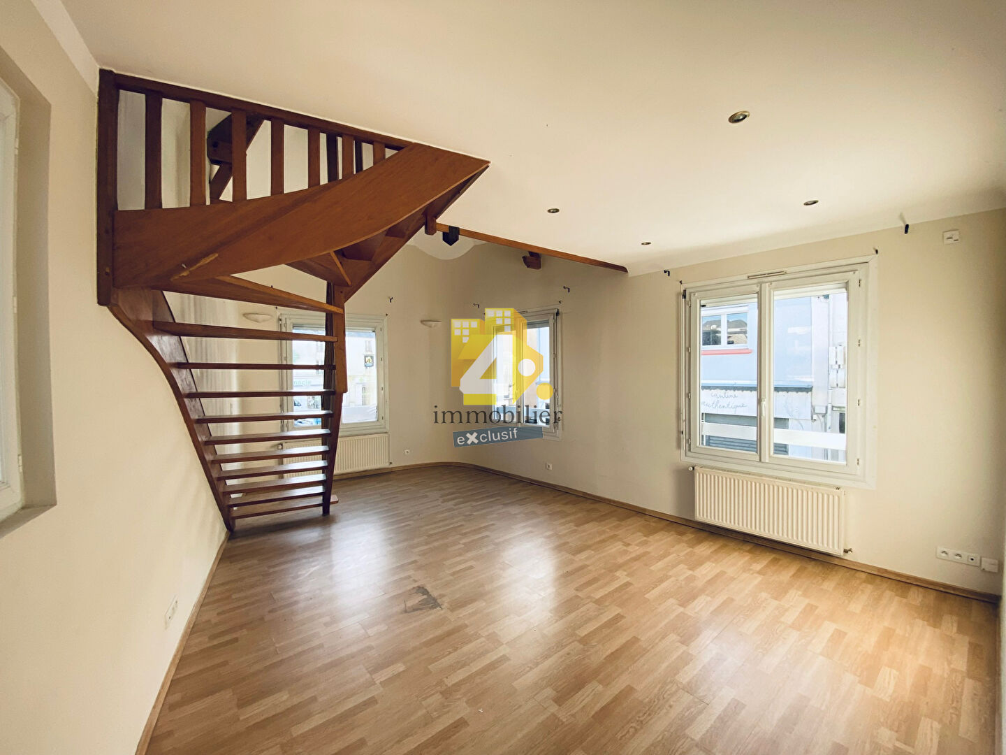 Photo APPARTEMENT DE 88 M² 5 PIECES EN DUPLEX PONTCHATEAU image 2/6