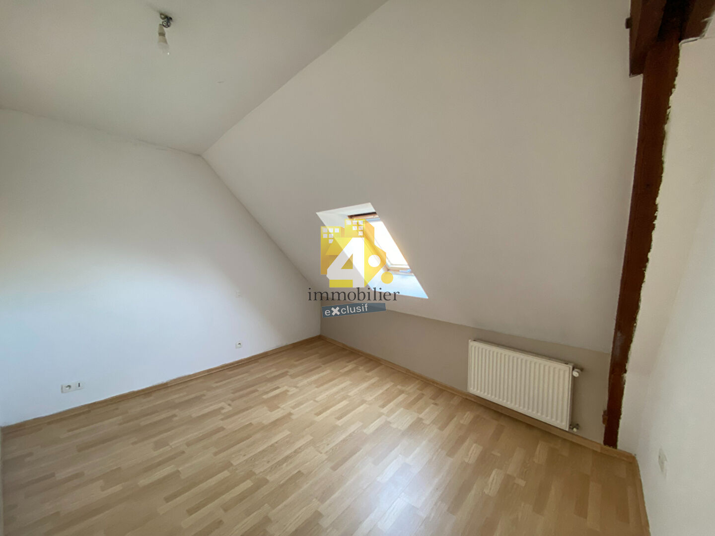 Photo APPARTEMENT DE 88 M² 5 PIECES EN DUPLEX PONTCHATEAU image 5/6