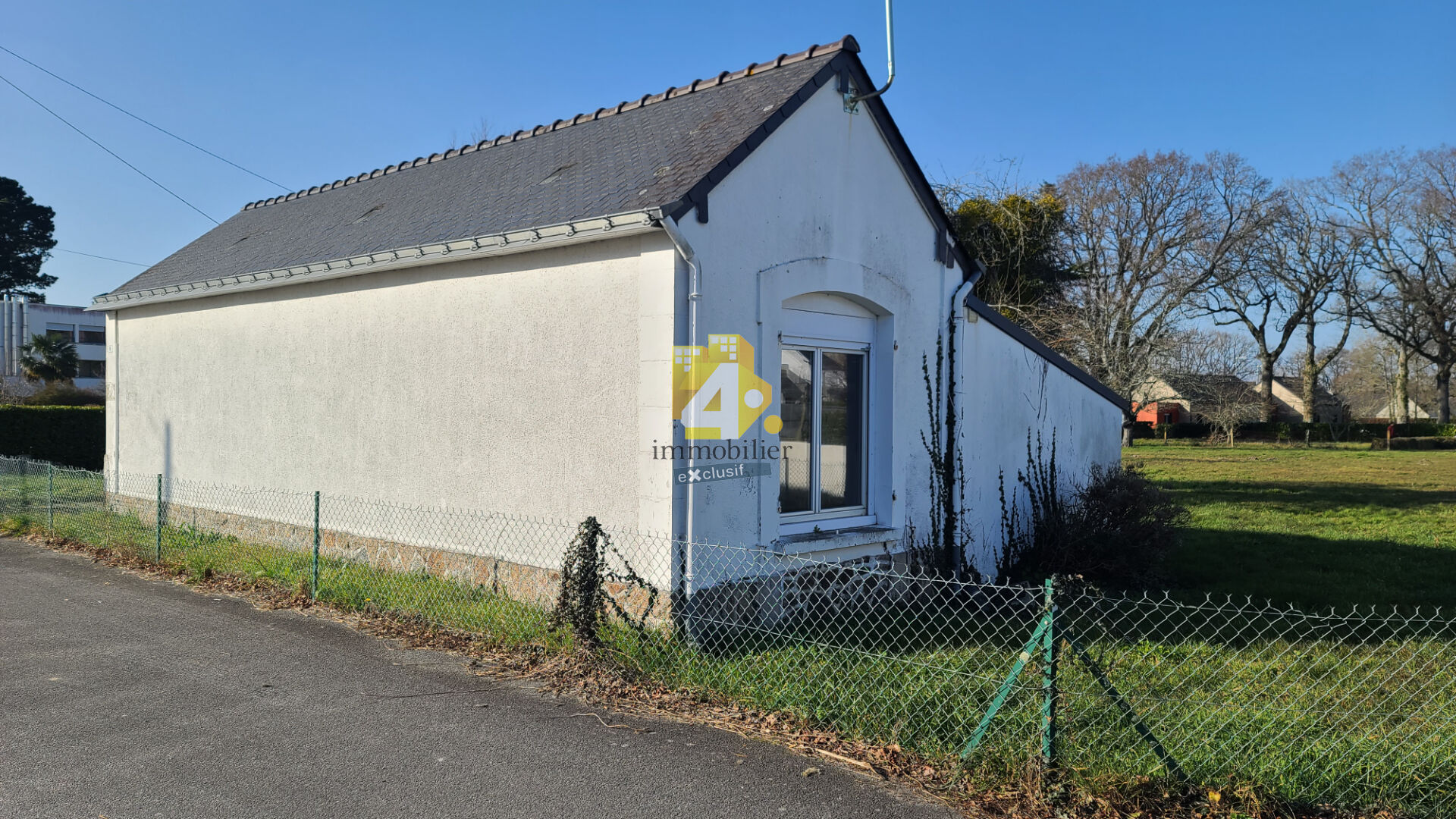 Photo Maison Sainte Reine De Bretagne à pied du bourg image 2/6