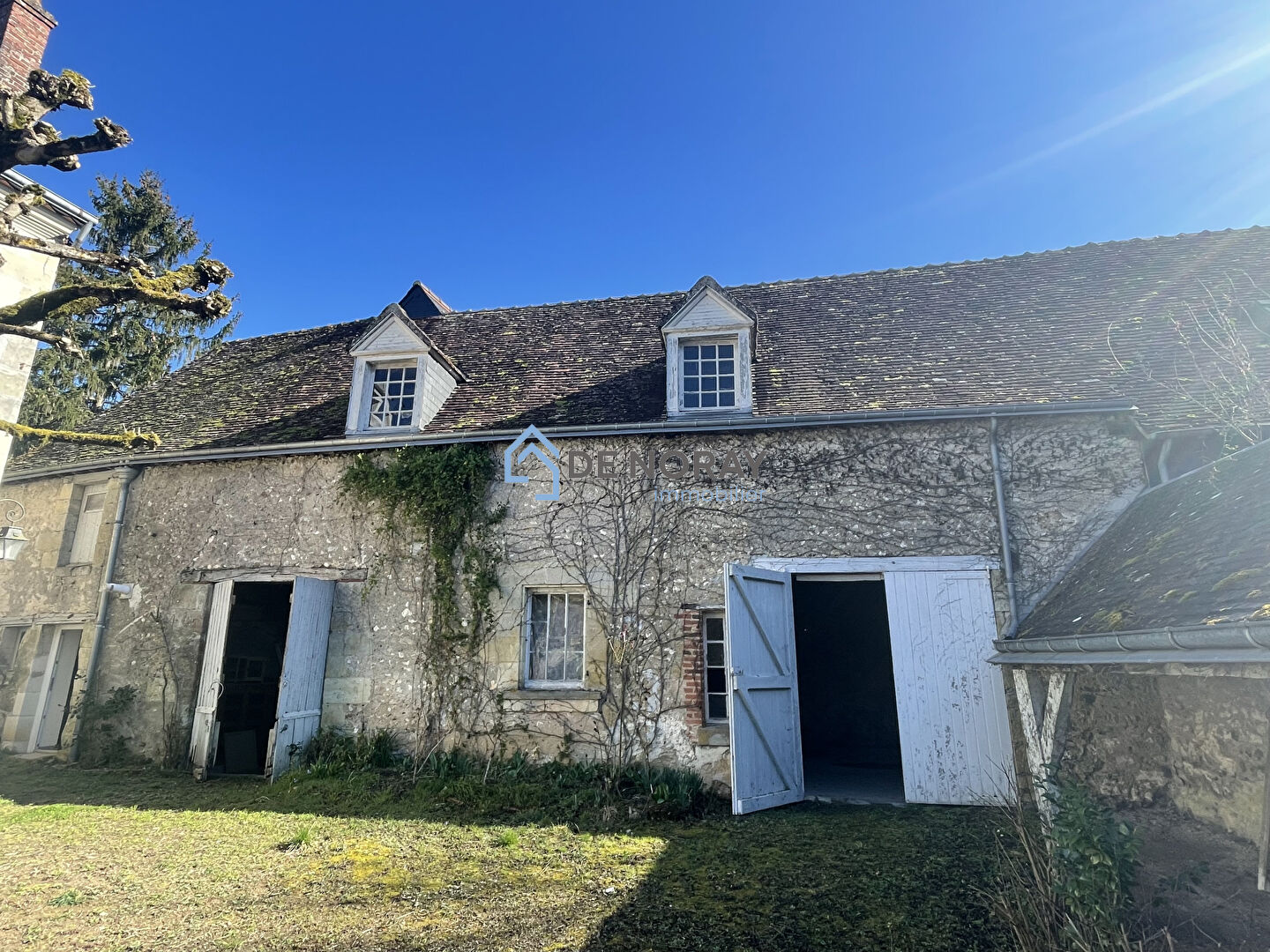 Photo Maison bourgeoise centre st ouen les vignes image 1/6