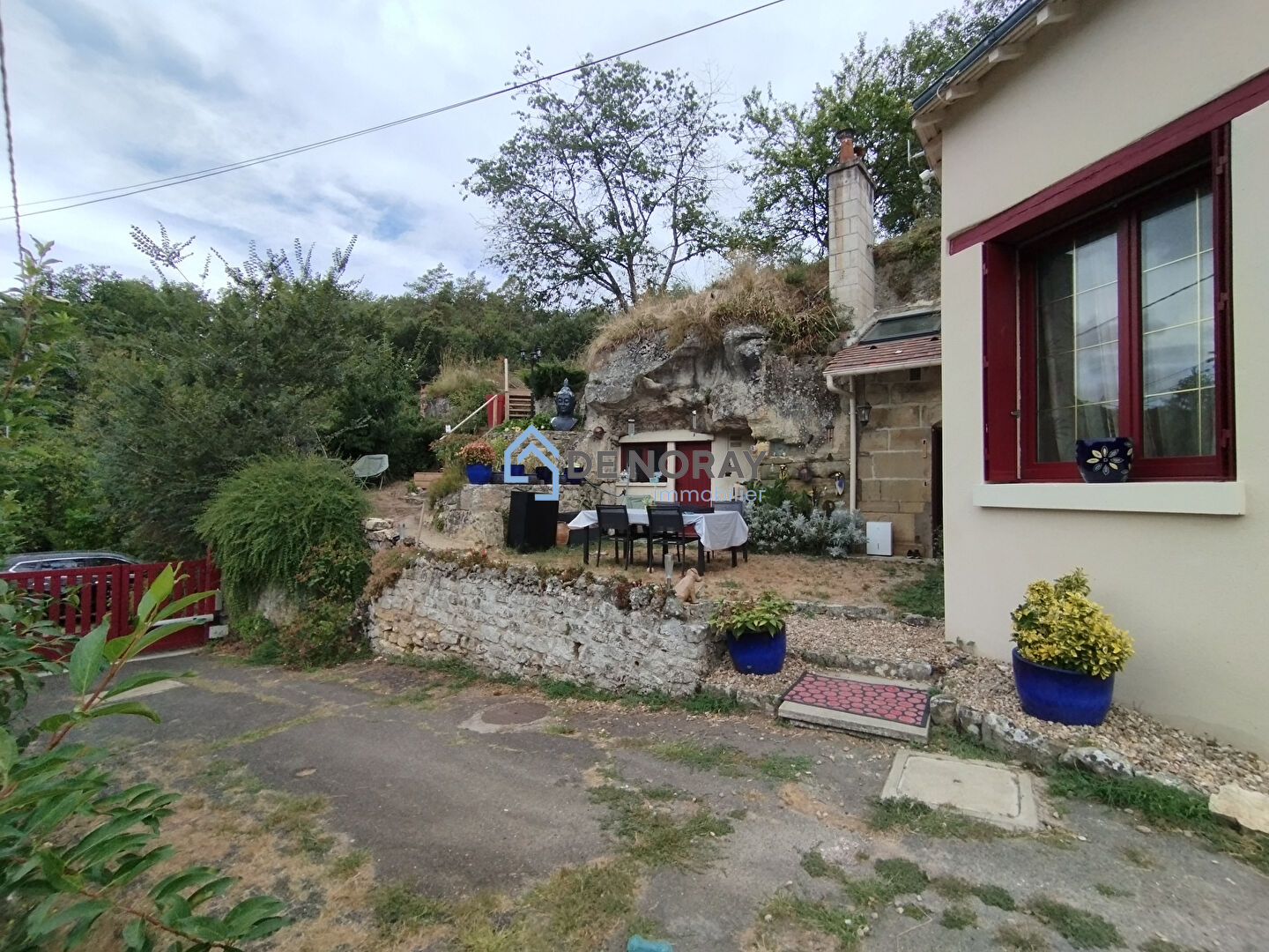 Photo SAINT EPAIN : MAISON SEMI-TROGLODYTE - 5 pièces - 3 chambres image 4/6