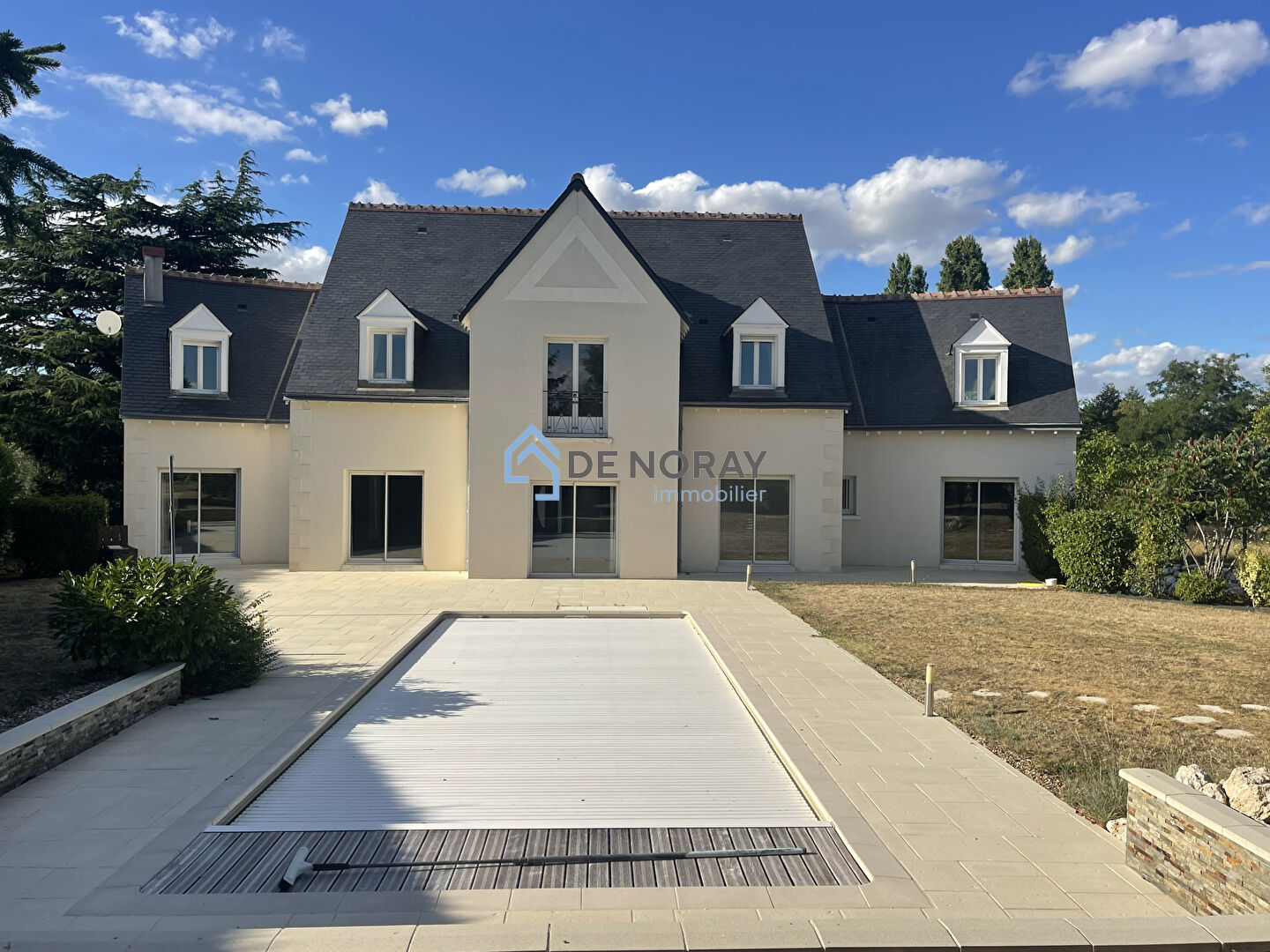 Photo Amboise, maison 7 chambres avec piscine . image 2/6