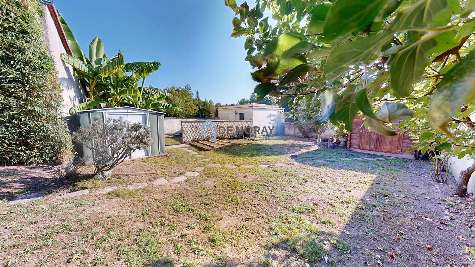 Photo Amboise, Hyper Centre Maison Familiale Cinq chambres + dépen image 1/6