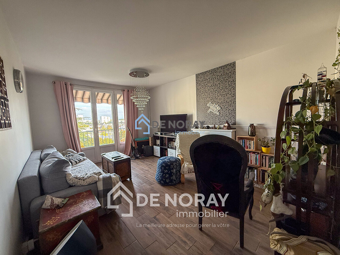 À vendre   Appartement lumineux avec balcon et vue dégagée