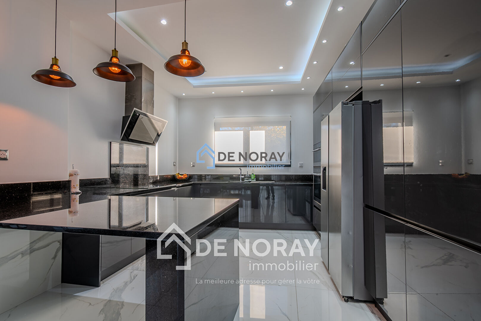 Photo maison contemporaine de 220m2 à vendre à Joué-lès-Tours de 6 image 3/6