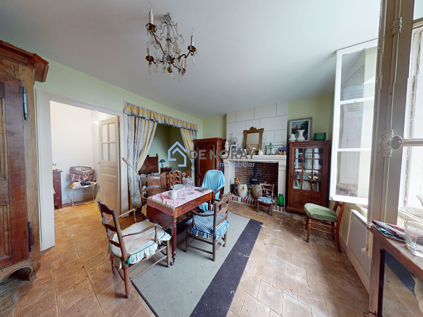 Photo Ensemble immobilier de caractère composé d'une maison d'habi image 2/6