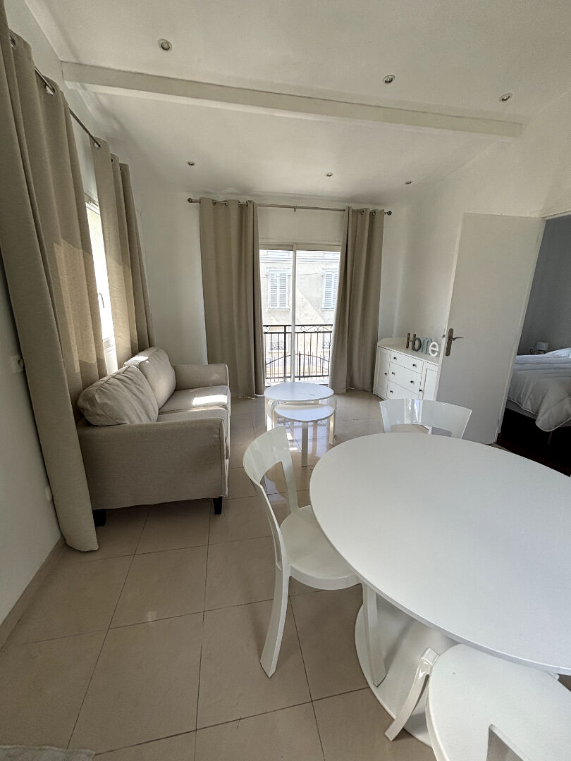 Agence immobilière de Alexandre GOUIN Conseil Immobilier PARIS 11