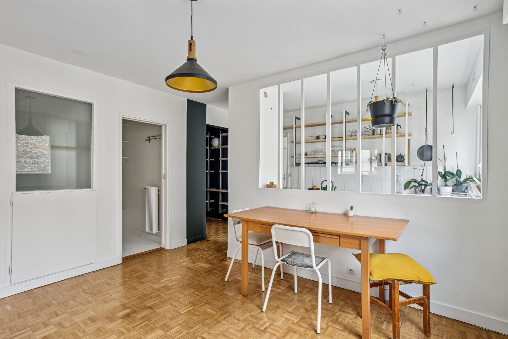 Photo Paris XI - 3 pièces - 2 chambres - 61m2 image 2/6