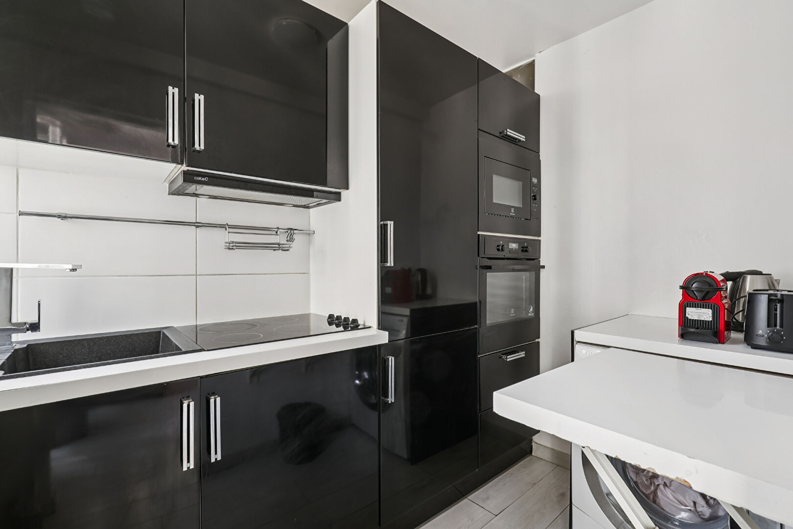 Photo Paris XVIII - Abbesses -  Studio / 2pièces image 6/6