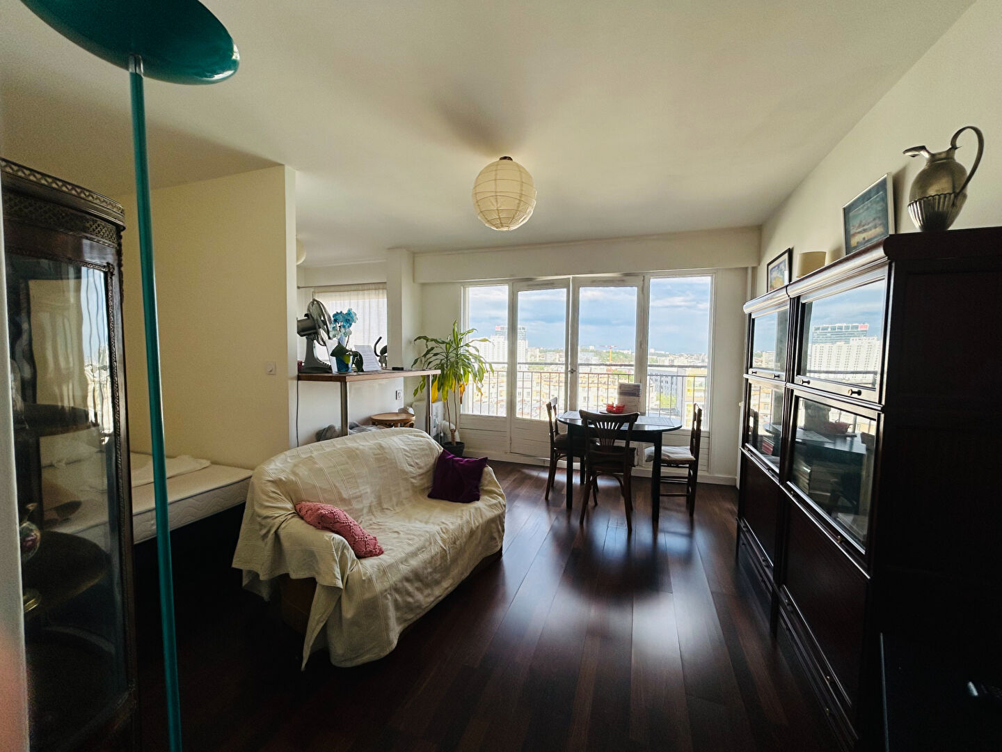 Paris 20 ème - Porte de Bagnolet / Rue Pelleport - 32m2