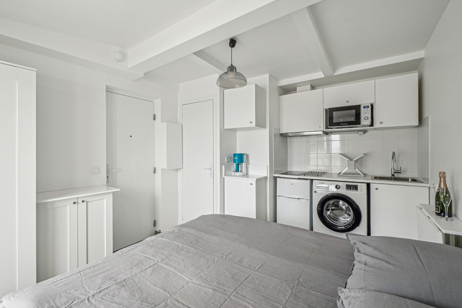 Photo bail code civil montmartre abbesses terrasse image 3/6