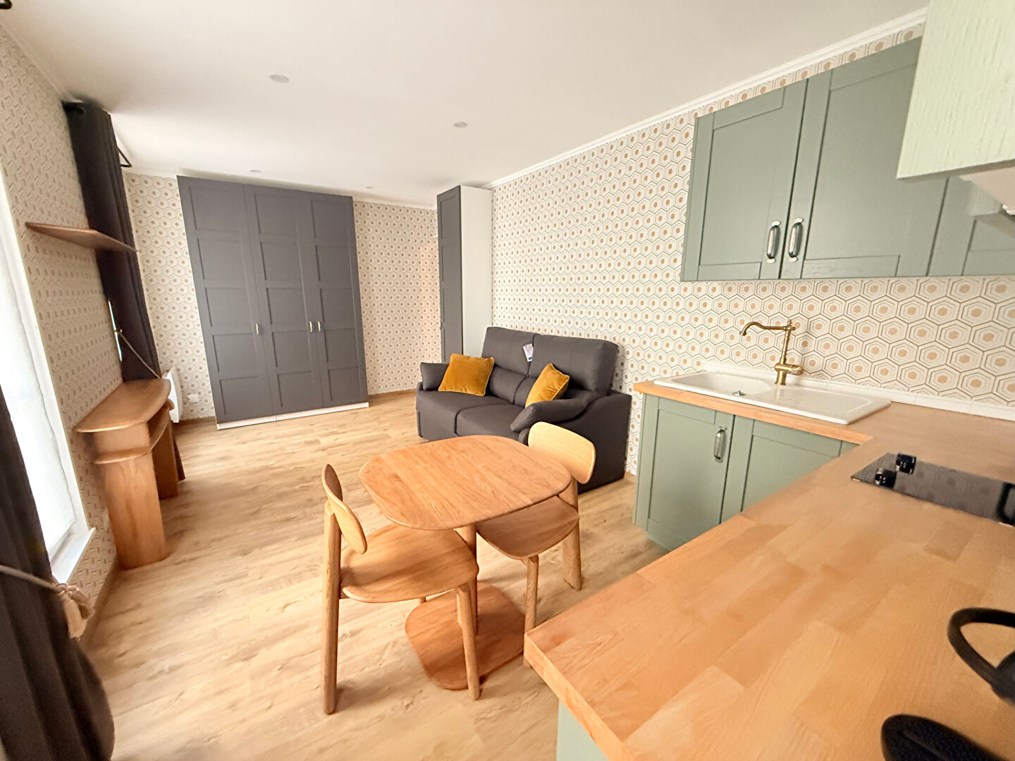 Photo Paris VII -  Invalides - Studio image 2/6