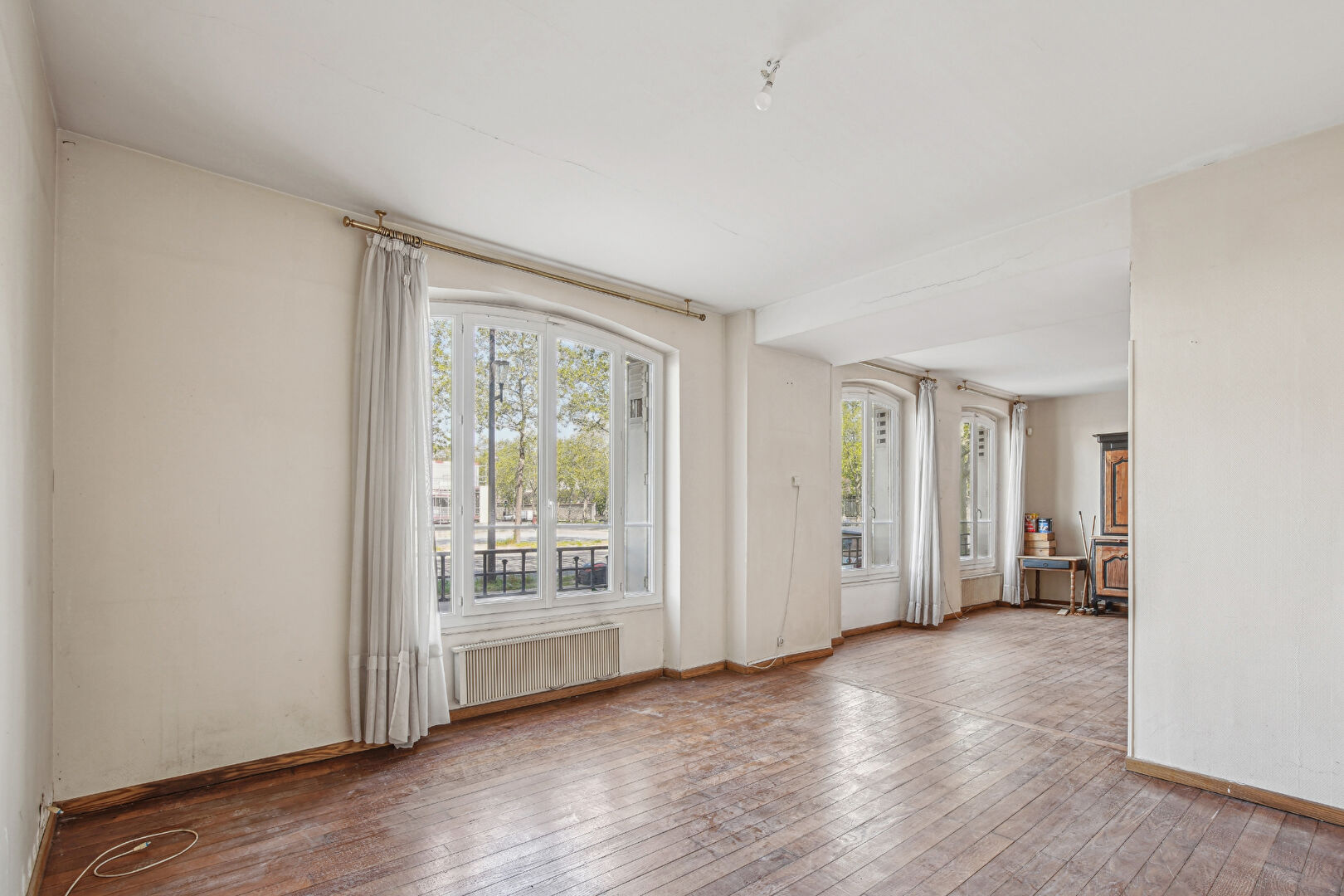 Photo EXCLUSIVITE - PARIS VII - 120 m2 image 2/6