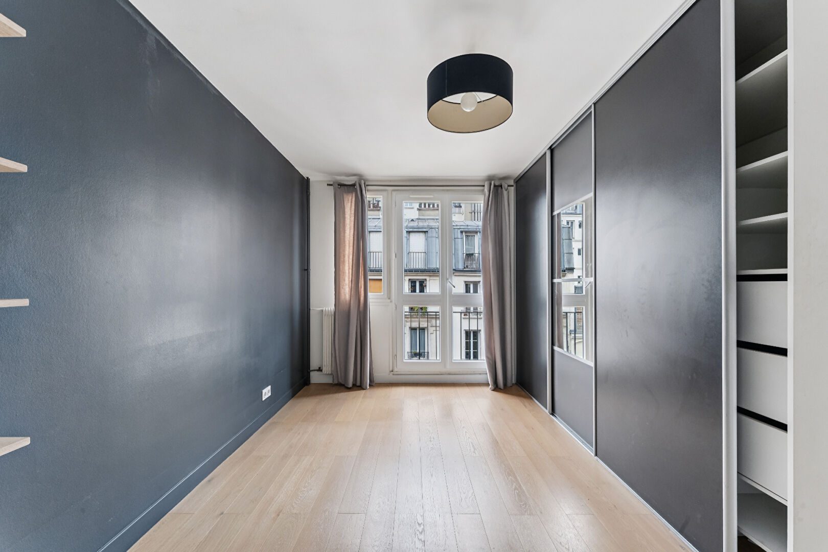 Photo EXCLUSIVITE-Montmartre - Abbesses image 6/6