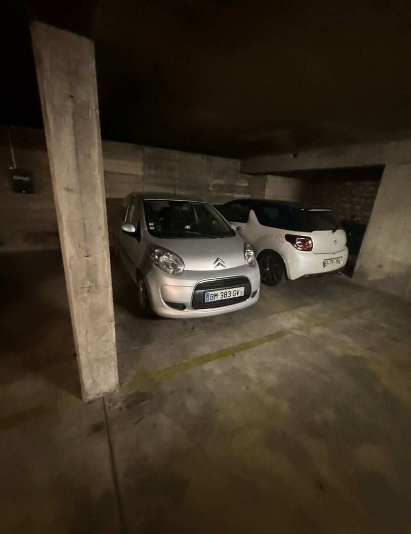 Photo EXCLUSIVITE PARKING 75006 PARIS image 2/2