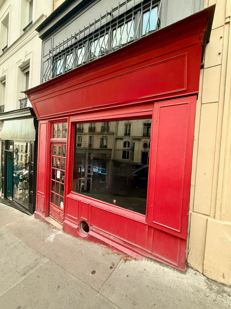 Photo EXCLUSIVITE ABBESSES RUE RAVIGNAN MONTMARTRE image 1/6
