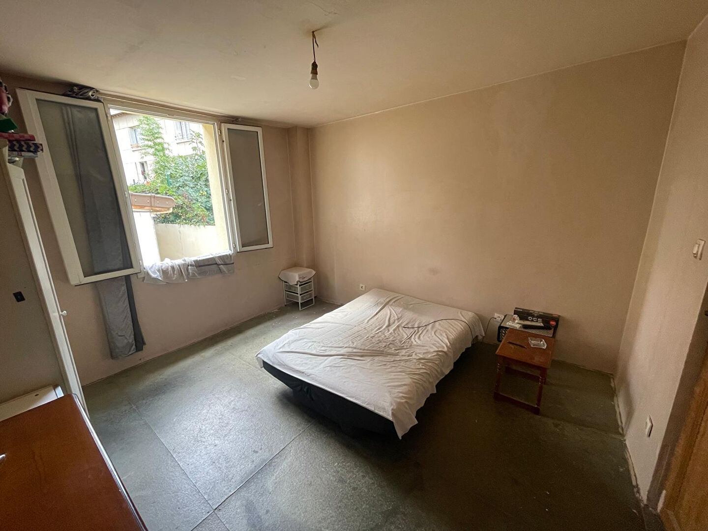 Photo PANTIN | MÉTRO MAIRIE DES LILAS & ÉGLISE DE PANTIN | MAISON INDÉPENDANTE A RÉNOVER + DÉPENDANCE| 4P + 2P | 77 m² + 30 m² | TRAVERSANT EST - OUEST | SOUS-SOL INTÉGRAL| AVL immobilier - 01.48.44.45.40 image 6/6