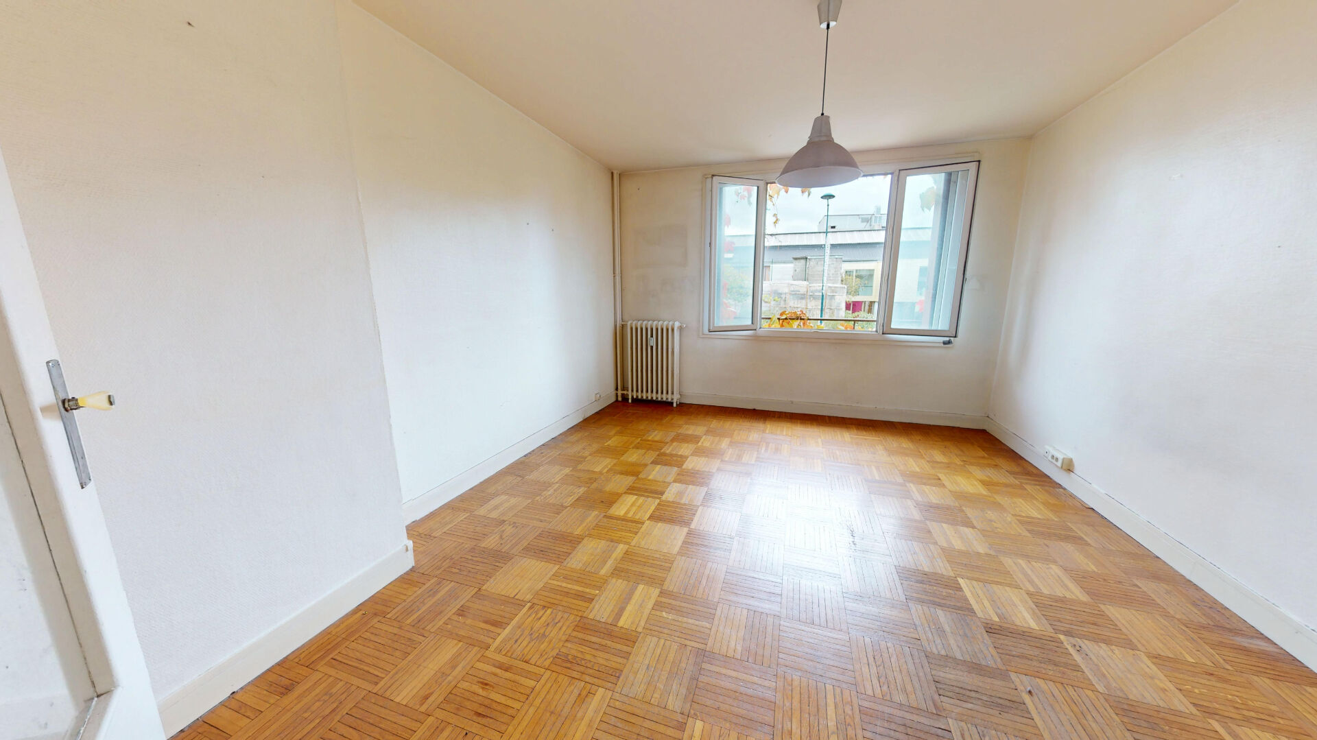 Photo PANTIN | 3 PIÈCES | 62m² | TRAVERSANT | CALME & LUMINEUX | BOX  | image 3/6