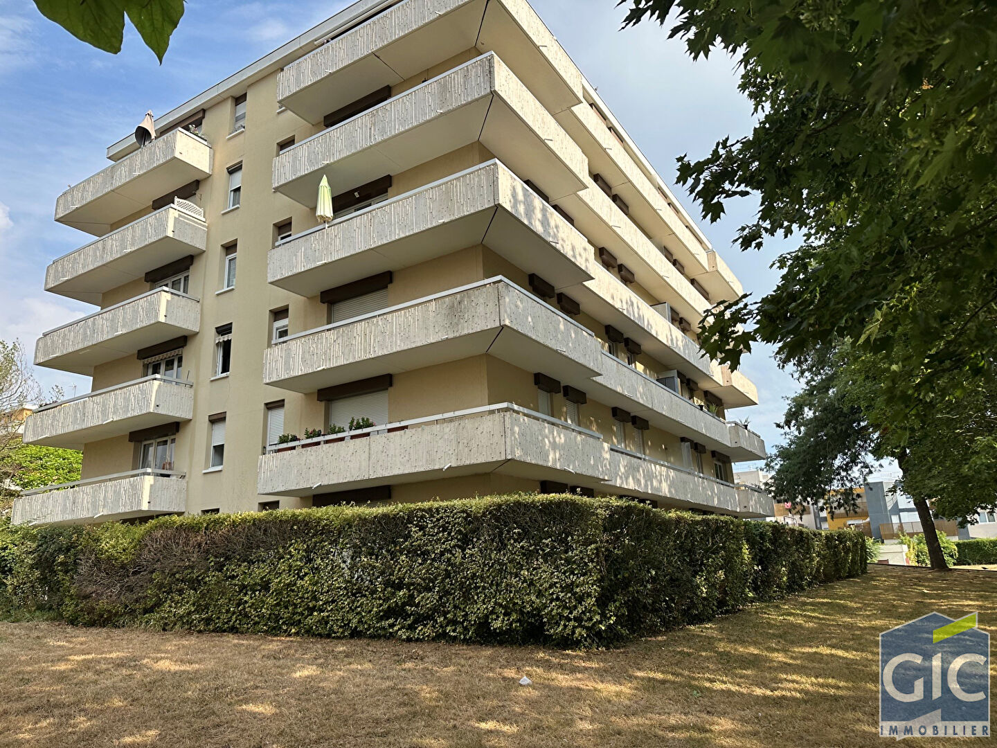 A VENDRE EN EXCLUSIVITE GIC-BI 3PP AVEC BALCON TERRASSE HEROUVILLE GRAND DELLE