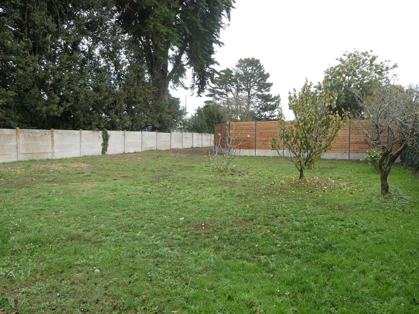 Terrain à bâtir au calme