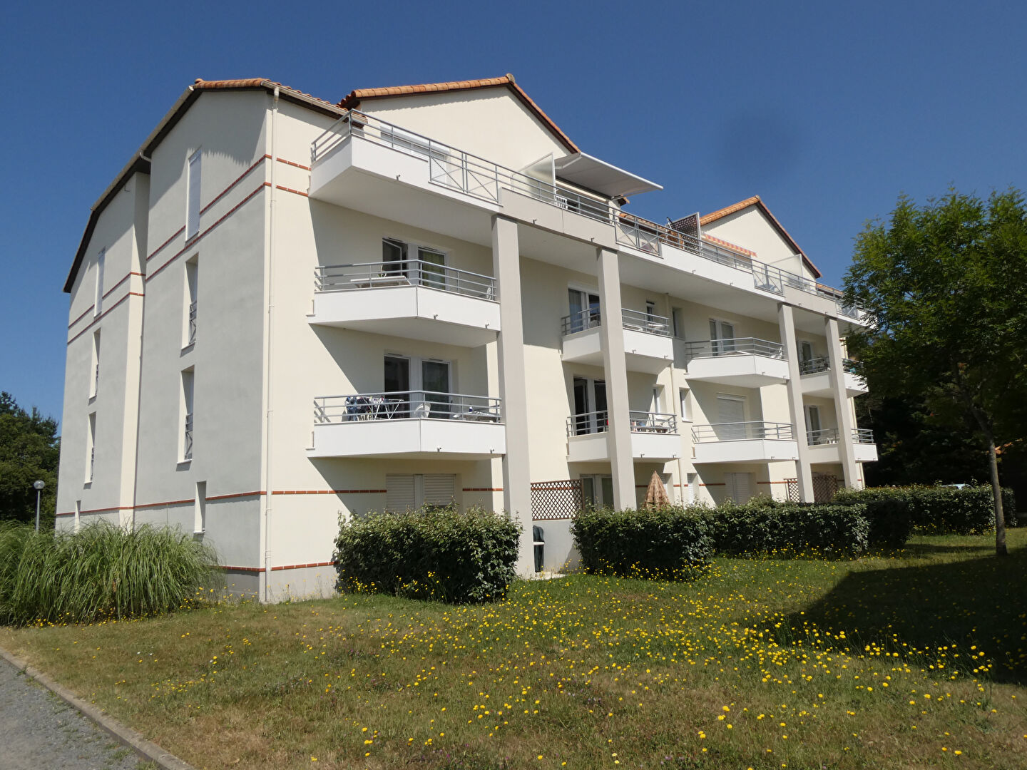 Agence immobilière de BLEU HORIZON CABINET IMMOBILIER - BLEU HORIZON SAINT MICHEL CHEF