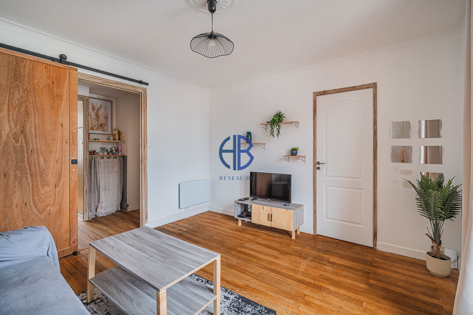 Photo Appartement  TYPE 3 / TYPE 4    - TRAVERSANT + CAVE image 5/6