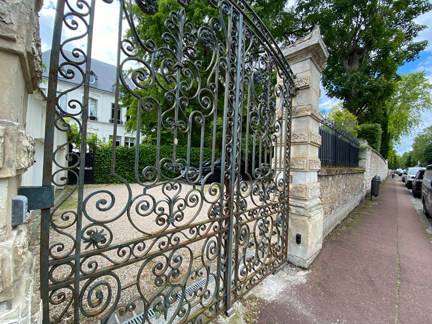 Photo Parking / box Saint Germain En Laye image 2/2