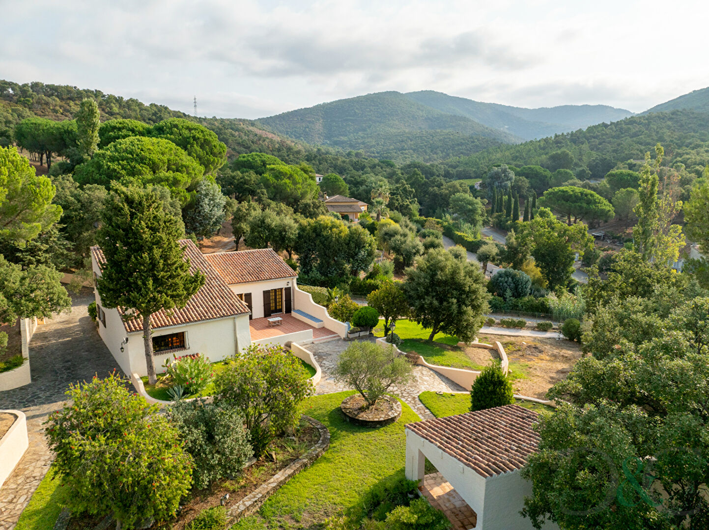 Agence immobilière de Cellier ,  Coates Bormes les Mimosas