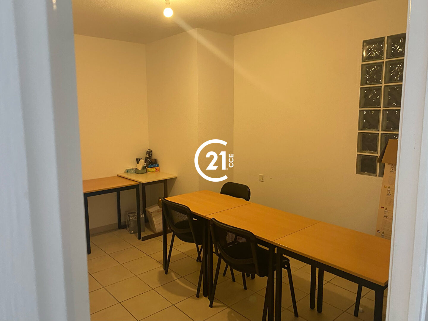 Bureaux à louer - 65.0 m2 - 83 - Var