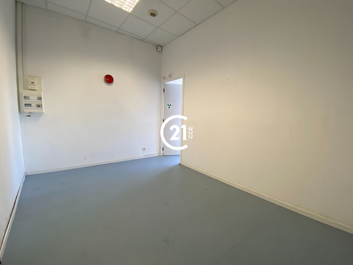 Bureaux à louer - 30.0 m2 - 06 - Alpes-Maritimes