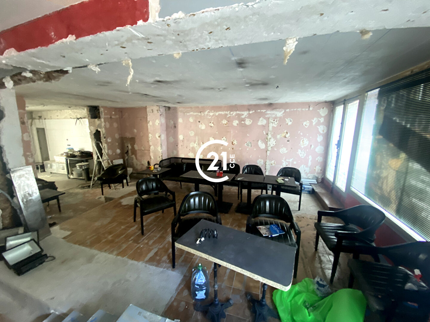 Local commercial à vendre - 100.0 m2 - 06 - Alpes-Maritimes