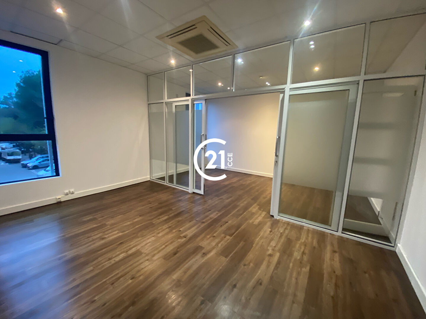 Bureaux à vendre - 140.0 m2 - 06 - Alpes-Maritimes