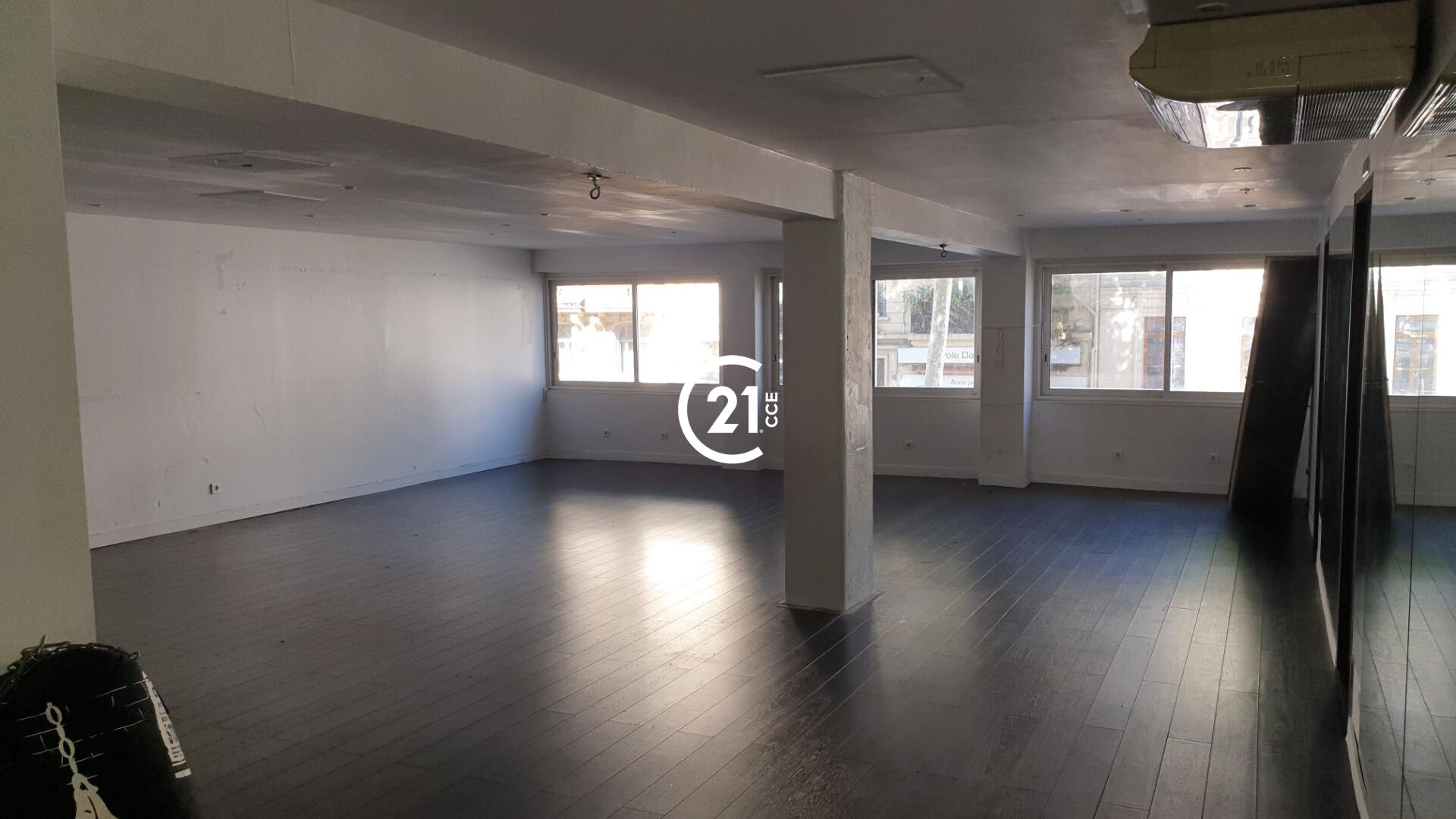 Bureaux à vendre - 120.0 m2 - 06 - Alpes-Maritimes