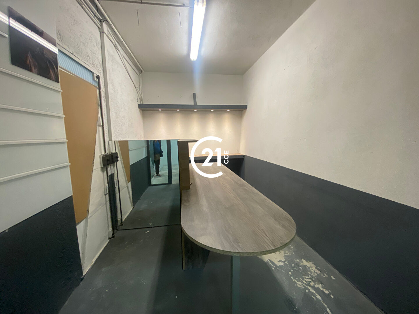 Local d'activité à louer - 65.0 m2 - 06 - Alpes-Maritimes